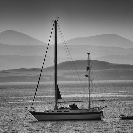 Skye Eco Bells Hotel Dunvegan  Eksteriør billede