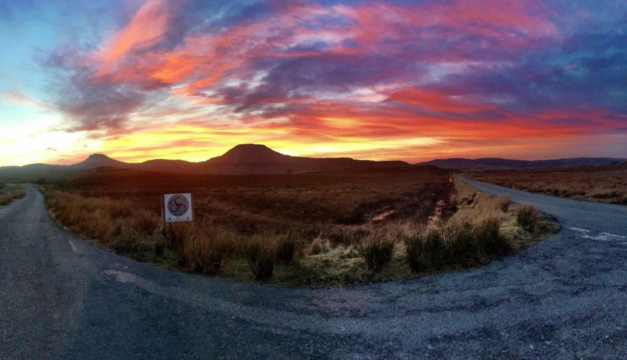 Skye Eco Bells Hotel Dunvegan  Eksteriør billede